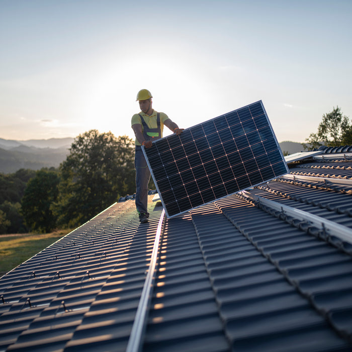 A guide to all the components you need to install a solar panel system.
